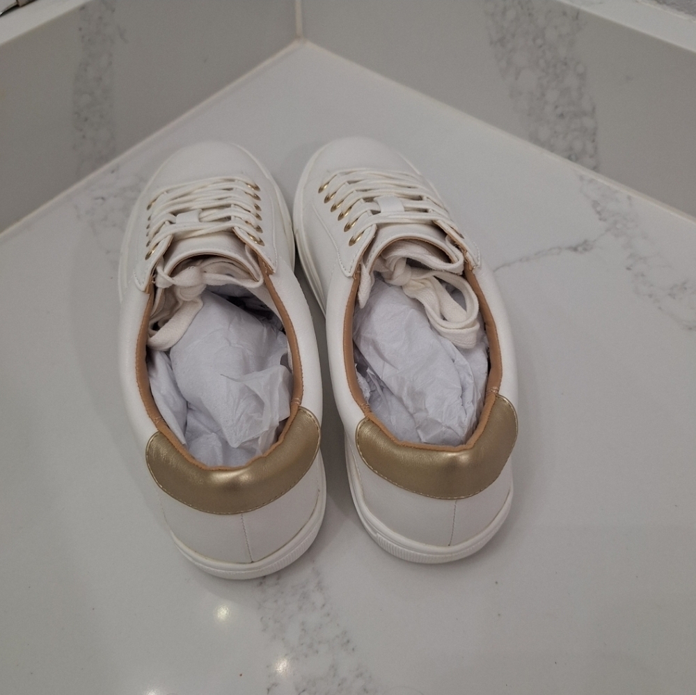 LOFT Whisper White Everyday Lace Up Sneakers - Picture 5 of 9